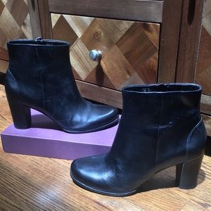 Ecco Women’s Ankle Boots, EU41, US10-11. New, EUC